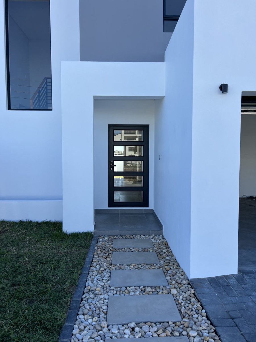 4 Bedroom Property for Sale in Sandown Western Cape